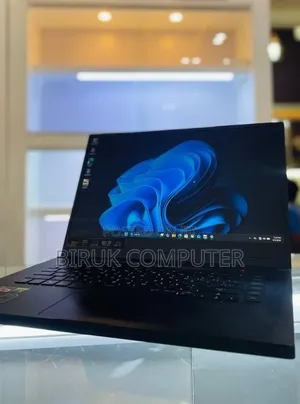 New Laptop Asus ROG Zephyrus G15 16GB AMD Ryzen 7 SSD 512GB
