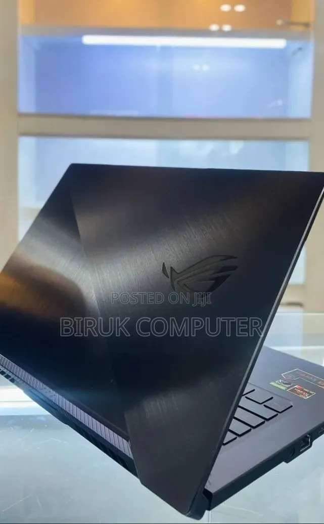 New Laptop Asus ROG Zephyrus G15 16GB AMD Ryzen 7 SSD 512GB