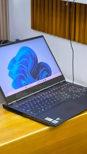 New Laptop Asus ROG Zephyrus G15 16GB AMD Ryzen 7 SSD 512GB