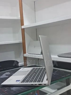 New Laptop HP EliteBook 840 G8 16GB Intel Core i5 SSD 512GB