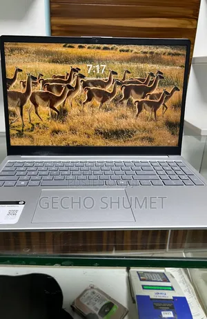 New Laptop HP Stream Notebook 16GB Intel Core i5 SSD 1T