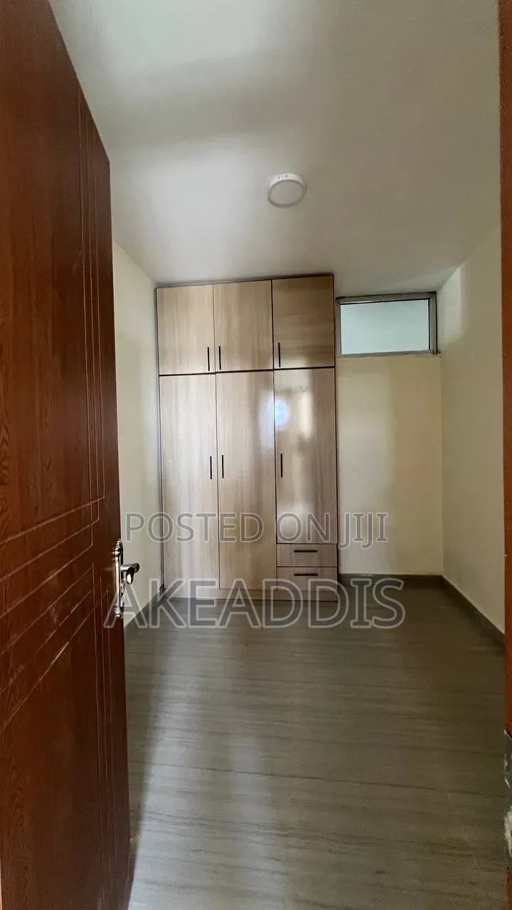 Furnished 3bdrm Apartment in Bole Ayat for sale