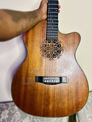 Smiger LG-01 Acoustic Guitar – Excellent Condition