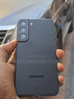 New Samsung Galaxy S22 5G 128 GB Black