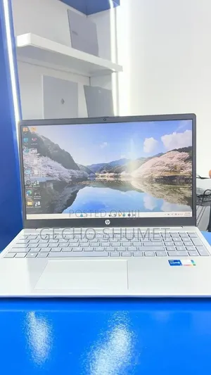 New Laptop HP Stream Notebook 16GB SSD 1T