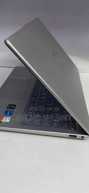 New Laptop HP Stream Notebook 16GB SSD 1T