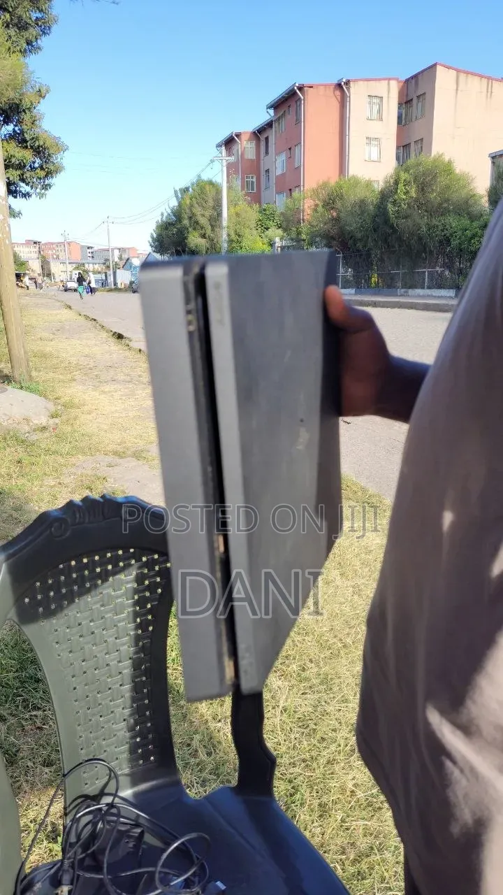 PS 4 Slim 1 TR