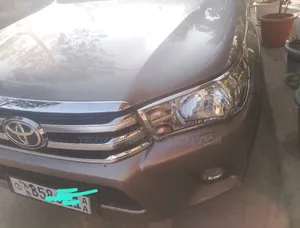 Toyota Hilux 2019 Gray