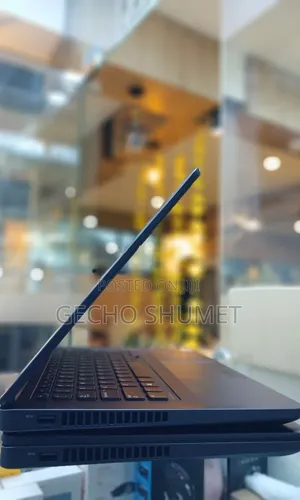 New Laptop Dell Latitude 14 E5470 4GB Intel Core i3 HDD+SSD 128GB