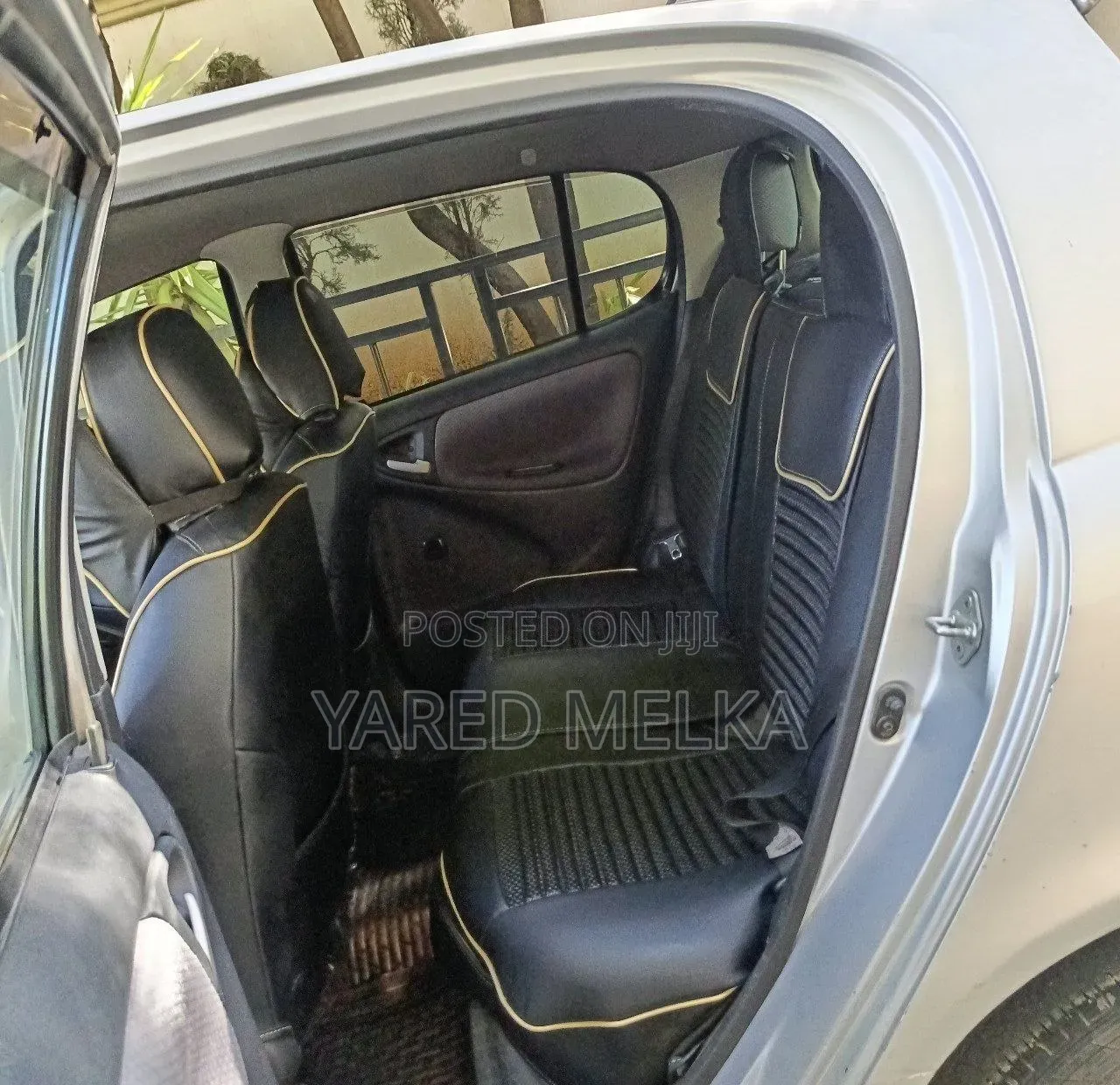 Toyota Vitz 2001 Silver