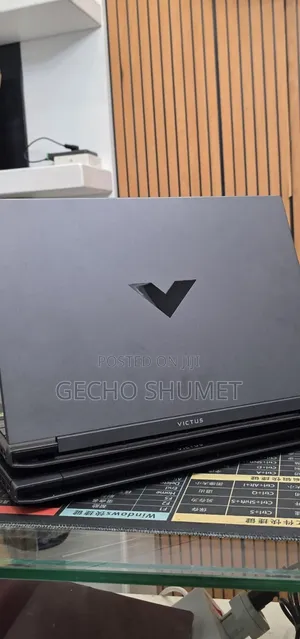 New Laptop HP Victus 16 8GB AMD Ryzen 7 SSD 512GB