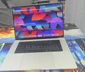 New Laptop Apple MacBook Pro 2021 M1 16GB Apple M1 Pro SSD 1T
