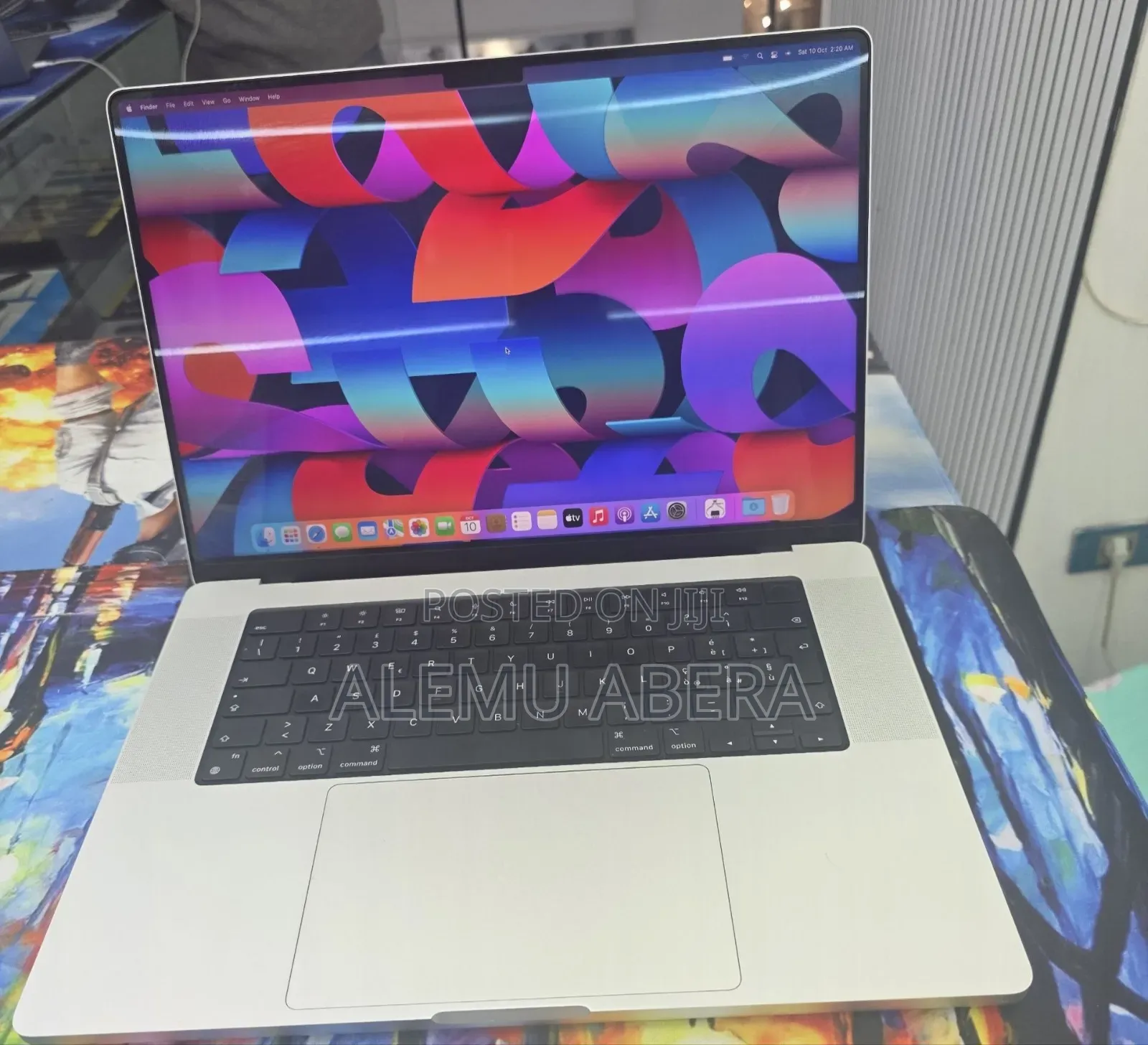 New Laptop Apple MacBook Pro 2021 M1 16GB Apple M1 Pro SSD 1T