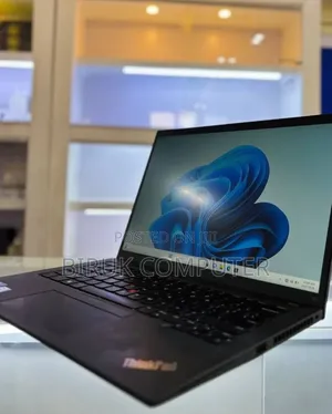 New Laptop Lenovo ThinkPad T14 16GB Intel Core i7 SSD 512GB