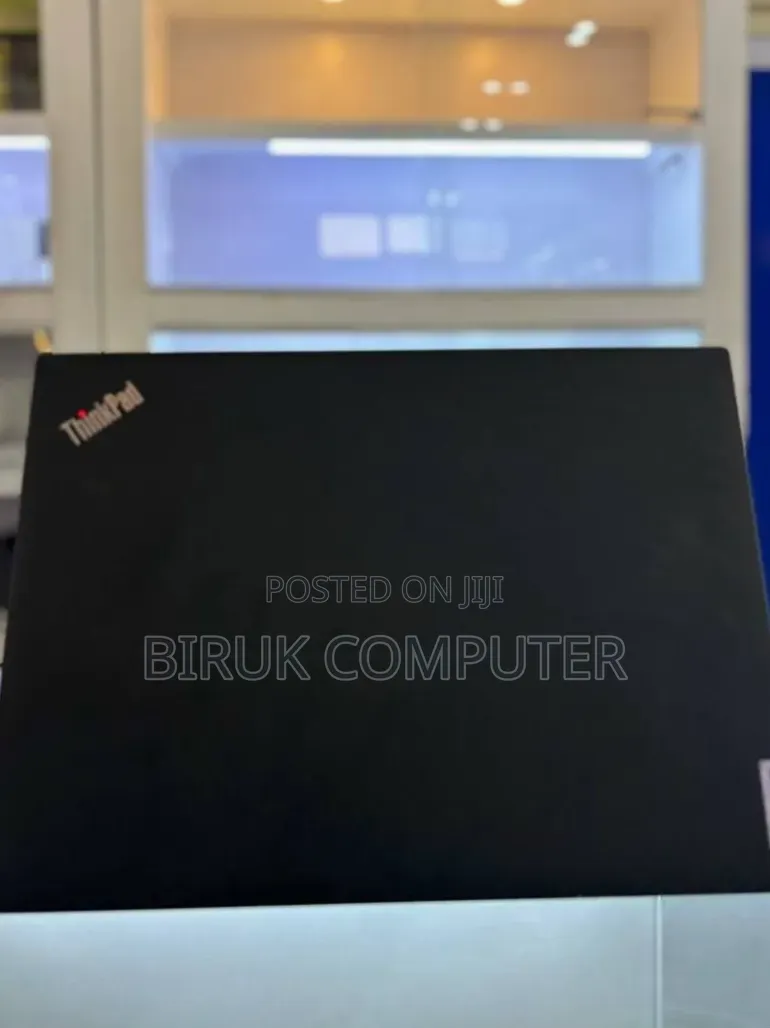 New Laptop Lenovo ThinkPad T14 16GB Intel Core i7 SSD 512GB