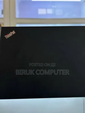 New Laptop Lenovo ThinkPad T14 16GB Intel Core i7 SSD 512GB