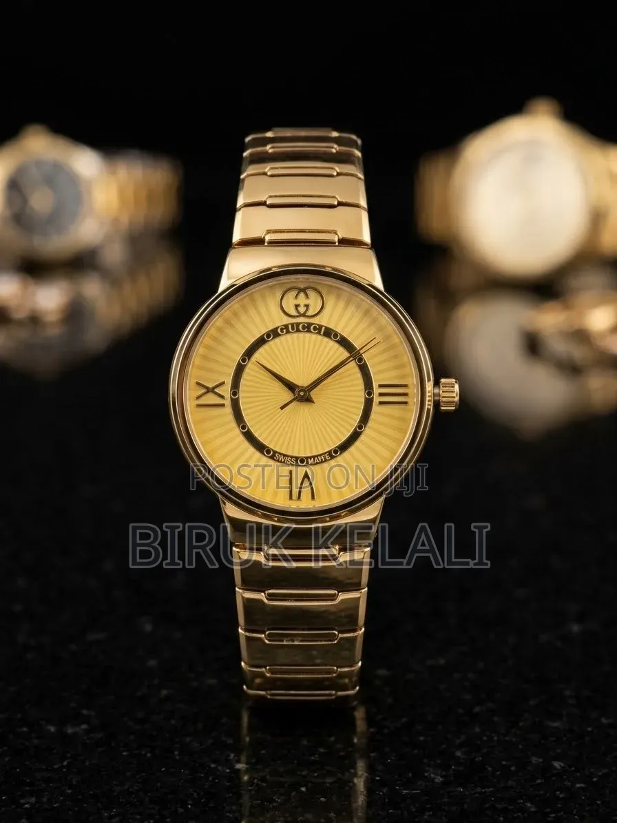 Vintage Gold-Plated Gucci 3300 Series Quartz Wristwatch