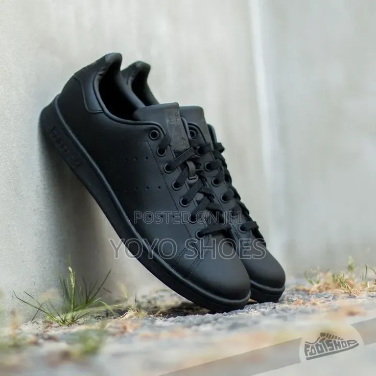 Adidas Stan Smith Triple Black Low-Cut All-Black Unisex Fashion Shoes