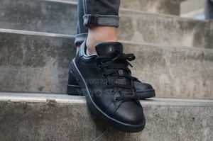 Adidas Stan Smith Triple Black Low-Cut All-Black Unisex Fashion Shoes