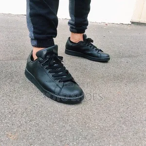 Adidas Stan Smith Triple Black Low-Cut All-Black Unisex Fashion Shoes