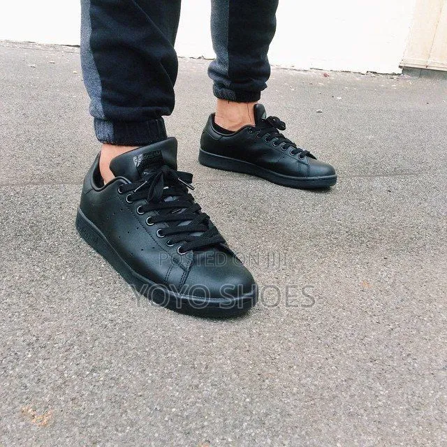 Adidas Stan Smith Triple Black Low-Cut All-Black Unisex Fashion Shoes