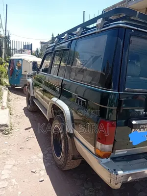 Toyota Land Cruiser 79 Series 2001 Blue