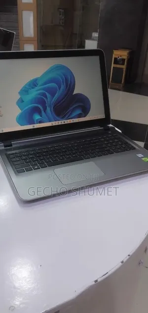 New Laptop HP Pavilion 15 8GB Intel Core i5 HDD+SSD 256GB