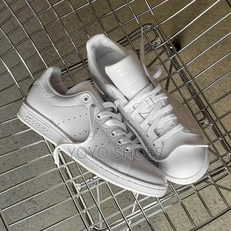 Adidas Stan Smith Triple Black Low-Cut Triple White Unisex Sneakers
