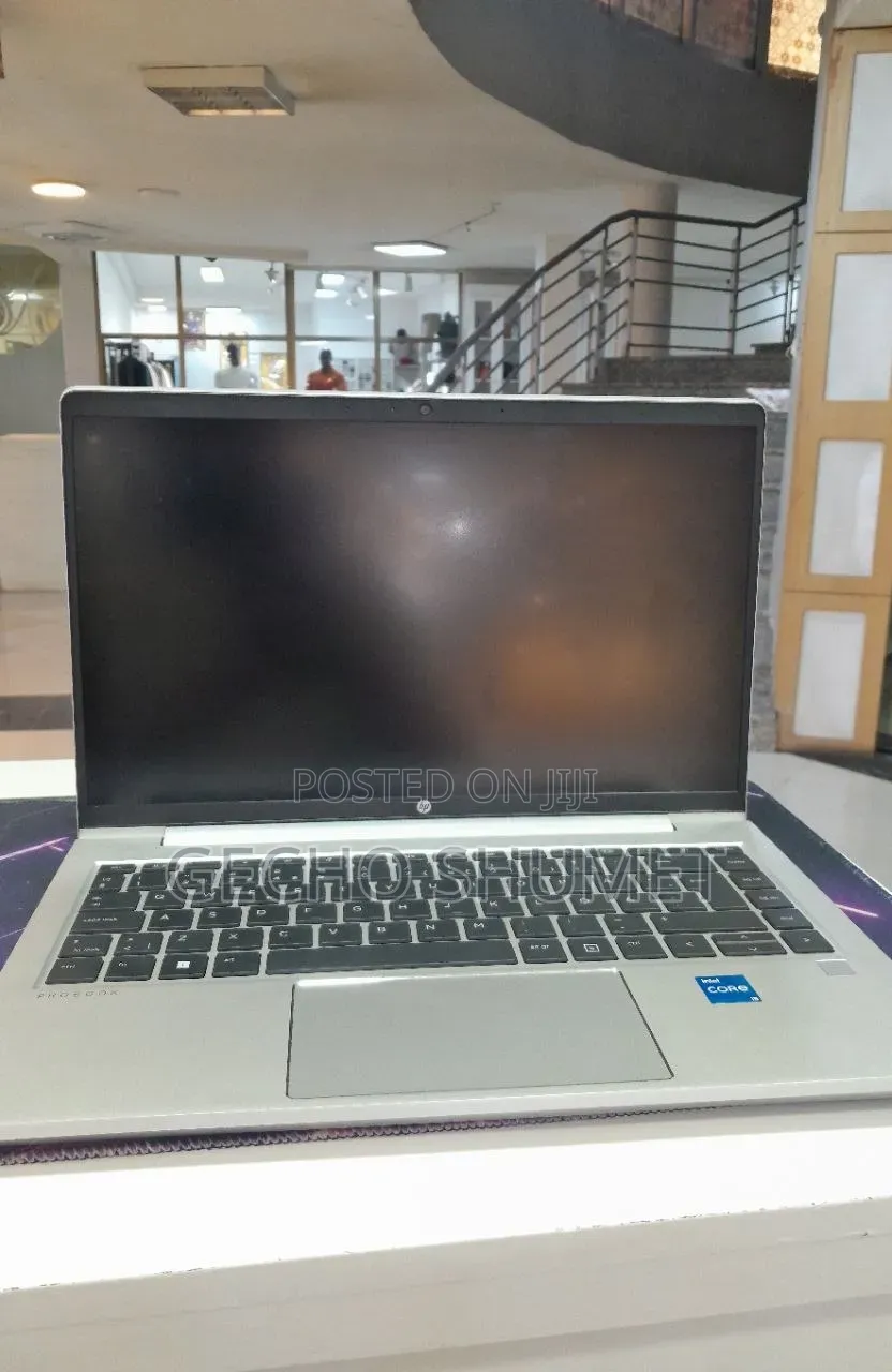 New Laptop HP ProBook 640 G8 16GB Intel Core i5 SSD 512GB