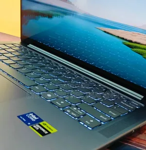New Lenovo Yoga Pro 9i Aura Edition 32GB Intel Core Ultra 9 SSD 512GB