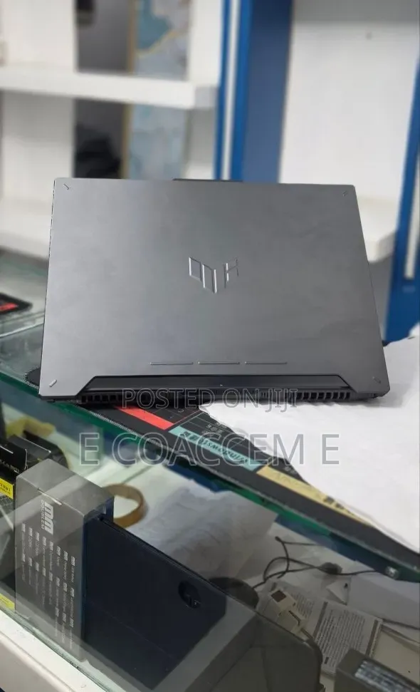 New Laptop Asus TUF Gaming A17 16GB Intel Core i7 SSD 1T