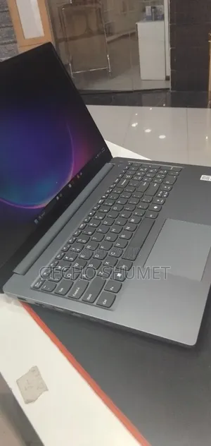 New Laptop Lenovo 16GB Intel Core i5 SSD 512GB