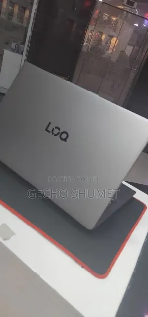 New Laptop Lenovo 16GB Intel Core i5 SSD 512GB