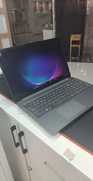 New Laptop Lenovo 16GB Intel Core i5 SSD 512GB