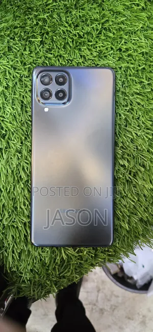 Samsung Galaxy M53 128 GB Blue