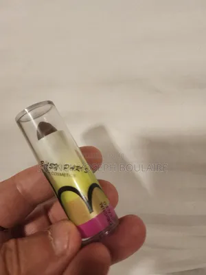 Lipstick B