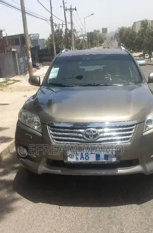 Toyota RAV4 2012