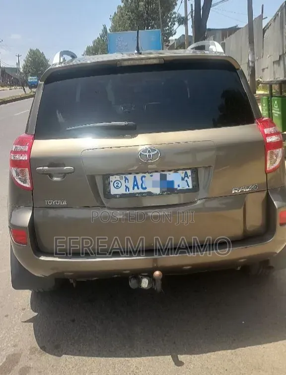 Toyota RAV4 2012