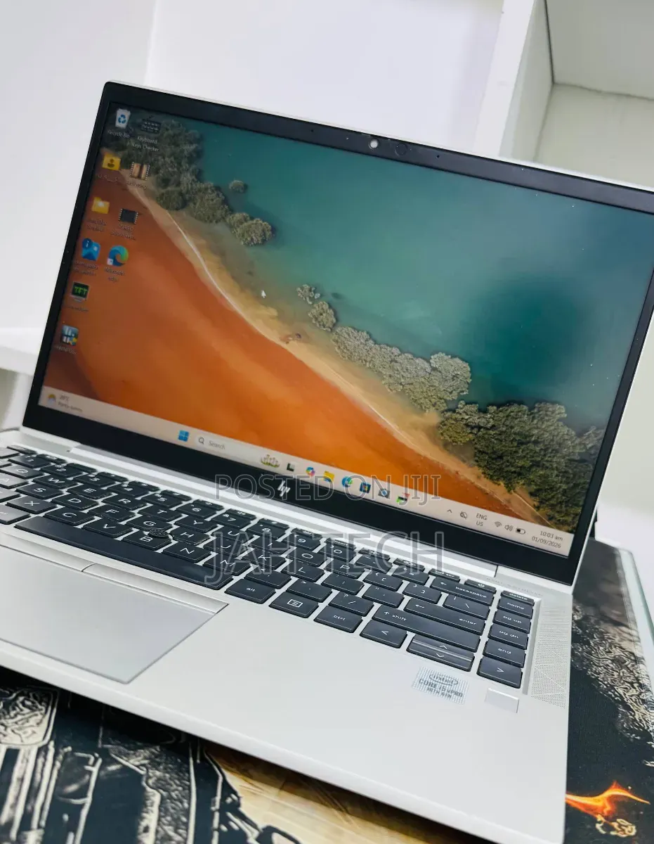 New Laptop HP EliteBook 830 G8 16GB Intel Core i5 SSD 512GB