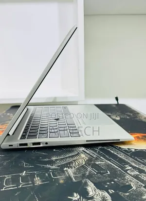 New Laptop HP EliteBook 830 G8 16GB Intel Core i5 SSD 512GB