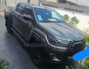 Toyota Hilux 2021