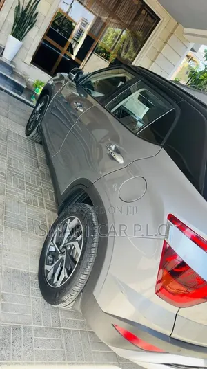 Hyundai Creta 2023 Silver