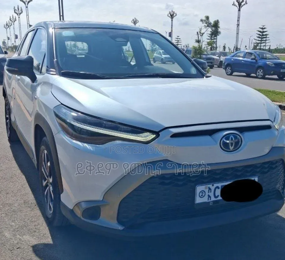 Toyota Corolla Cross 2024 White