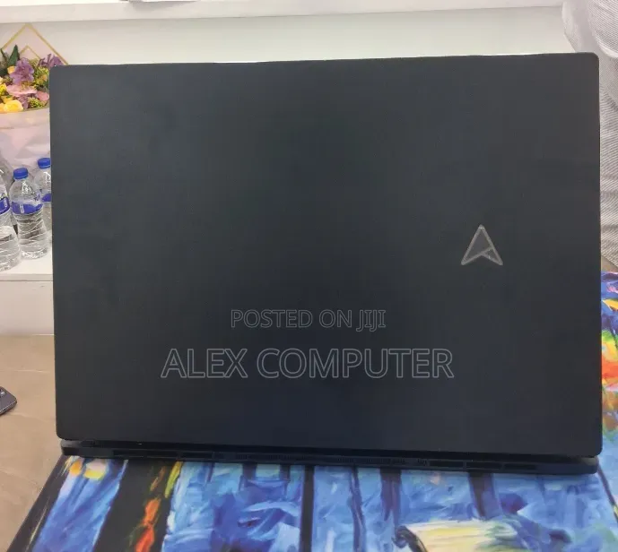 New Laptop Asus Zenbook 15 OLED 32GB Intel Core i9 SSD 1T