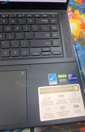 New Laptop Asus Zenbook 15 OLED 32GB Intel Core i9 SSD 1T