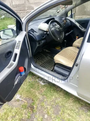 Toyota Yaris 2006 Silver