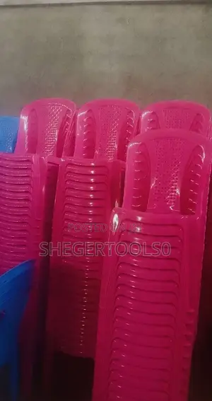 Quality Plastic Chairs