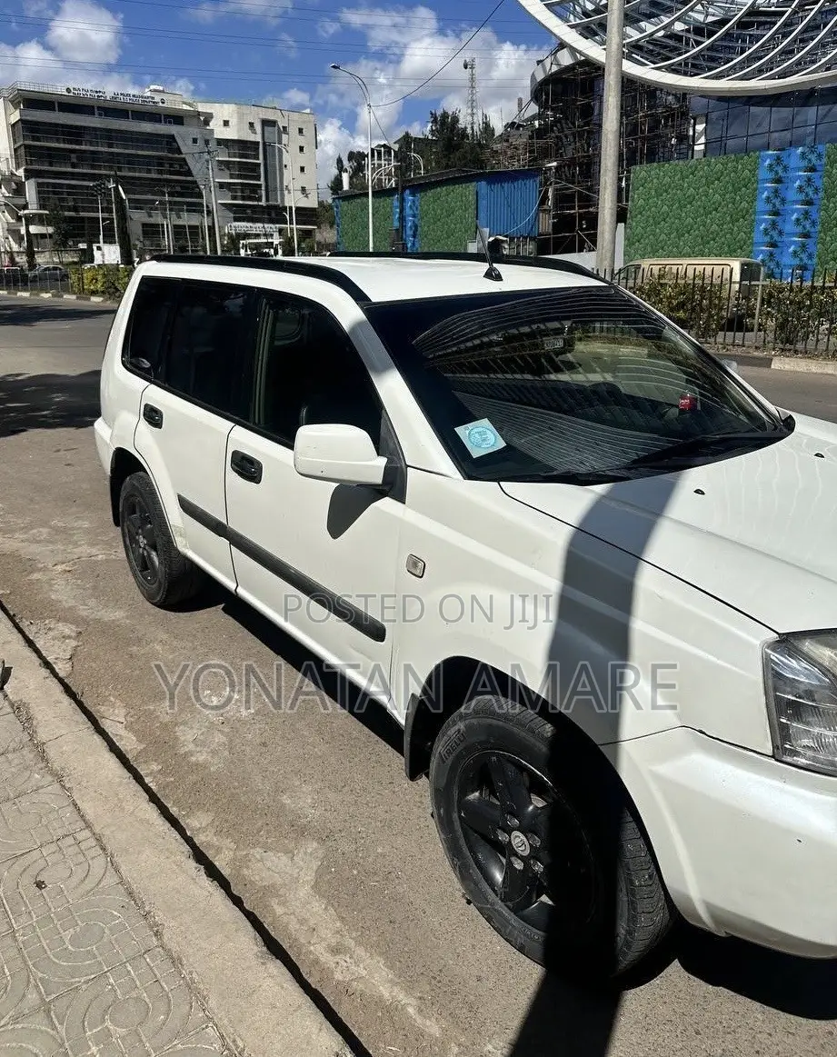 Nissan X-Trail 2009 White