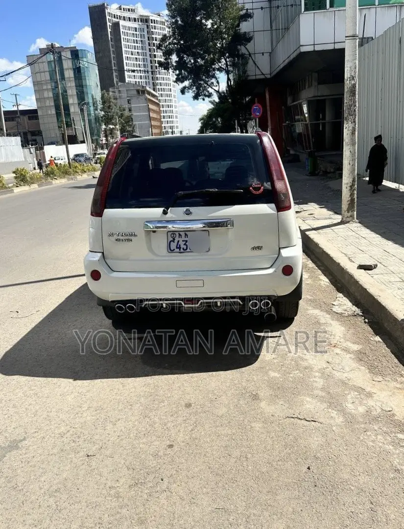 Nissan X-Trail 2009 White