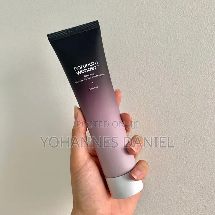 Haruharu Wonder Black Rice Moisture 5.5 Soft Cleansing Gel